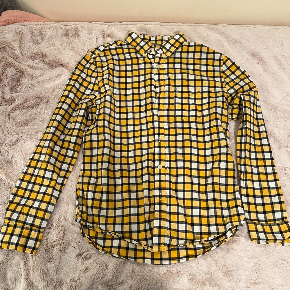 Aeropostale, M, Yellow and Black Checkered Button Down